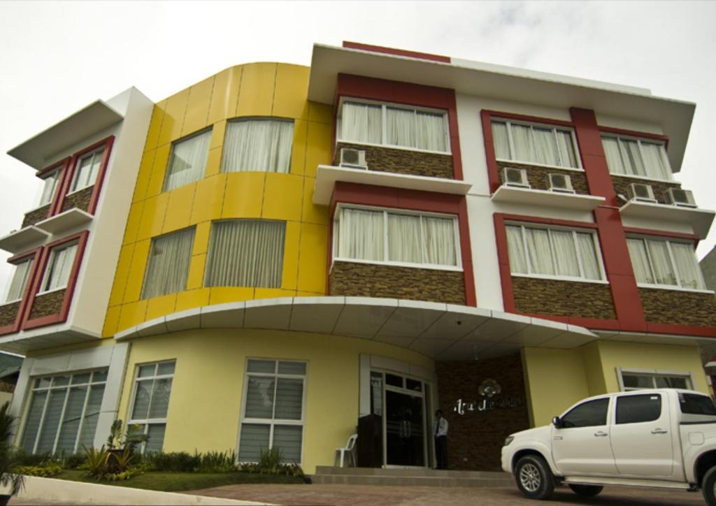 Arabelle Suites Tagbilaran Exterior foto