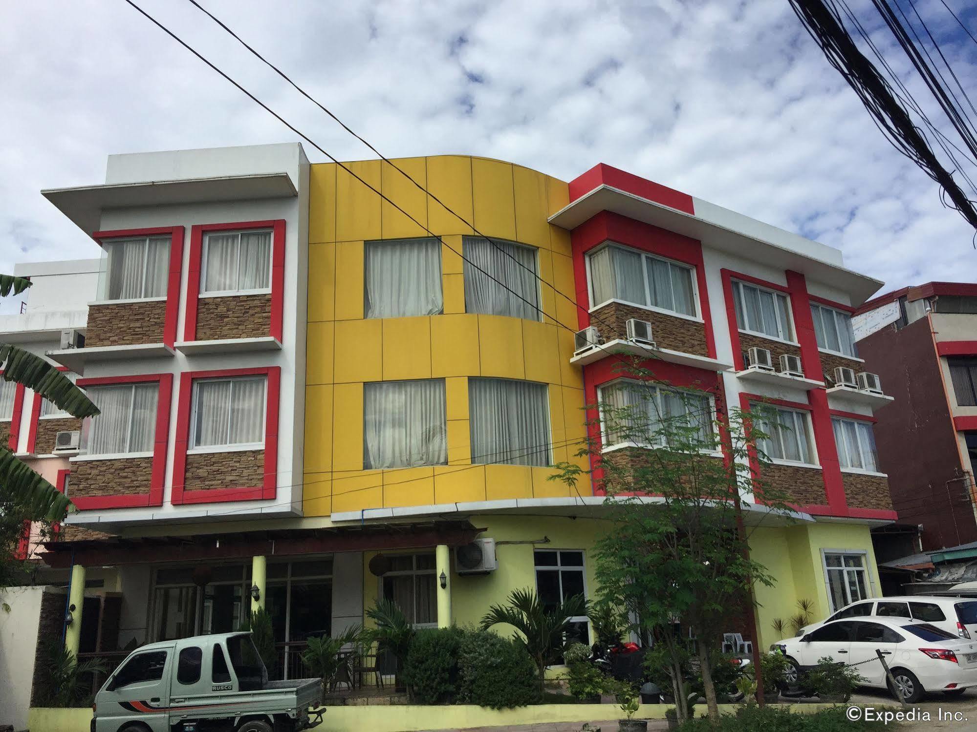 Arabelle Suites Tagbilaran Exterior foto